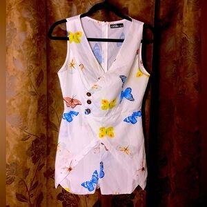 92. Chi me White Butterfly Romper Sz S